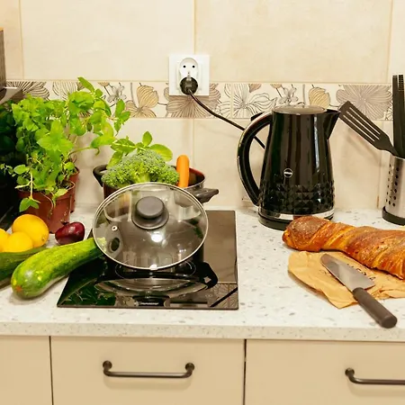 Chmielna - 250m Od Zlotych Tarasow, 350m Od Dworca Centralnego - Wifi - Smart Tv 55 Cali - Better Апартаменты *