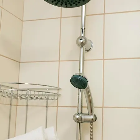 Chmielna - 250m Od Zlotych Tarasow, 350m Od Dworca Centralnego - Wifi - Smart Tv 55 Cali - Better * Varsovie